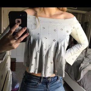 FREE PEOPLE ✨ crop off the shoulder blouse